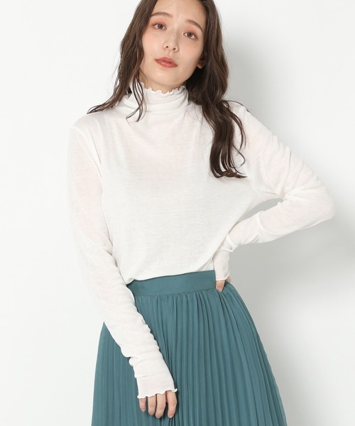 mysty woman（ミスティウーマン）の「クシュクシュタートルプルオーバー 257601（Tシャツ/カットソー・レディース・ブラック/オフホワイト/ライトベージュ・FREE）」の6枚目の写真