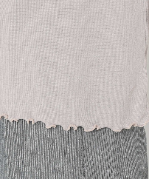 mysty woman（ミスティウーマン）の「クシュクシュタートルプルオーバー 257601（Tシャツ/カットソー・レディース・ブラック/オフホワイト/ライトベージュ・FREE）」の13枚目の写真