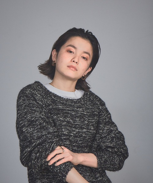 NOMINE（ノミネ）の「【展開店舗限定】ミックスヤーンボリュームスリーブニット（ニット/セーター・レディース・グレイッシュブルー/マスタード/ブラック・フリー）」の19枚目の写真