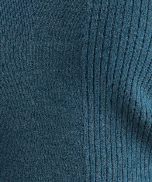 Andemiu(アンデミュウ)の「フロントキリカエVネックニット254765(ニット/セーター・レディース・ブラック/マスタード/グリーン/モカ・FREE)」の17枚目の写真