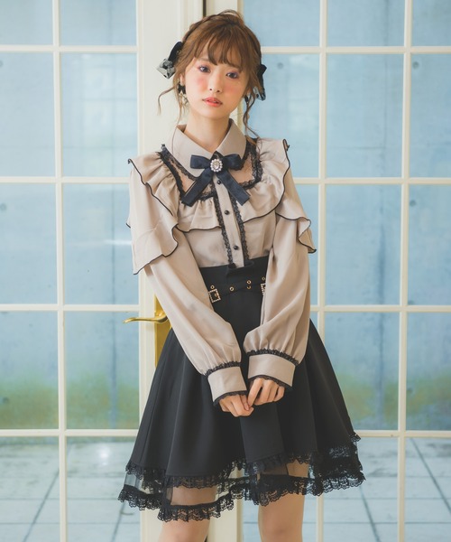 ROJITA（ロジータ）の「スクエアラッフル切替ブラウス（シャツ/ブラウス・レディース・ピンク/ブラック/ベージュ・FREE）」の2枚目の写真