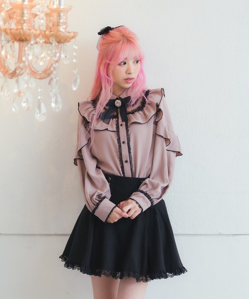 ROJITA（ロジータ）の「スクエアラッフル切替ブラウス（シャツ/ブラウス・レディース・ピンク/ブラック/ベージュ・FREE）」の3枚目の写真