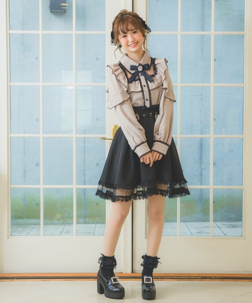 ROJITA（ロジータ）の「スクエアラッフル切替ブラウス（シャツ/ブラウス・レディース・ピンク/ブラック/ベージュ・FREE）」の10枚目の写真