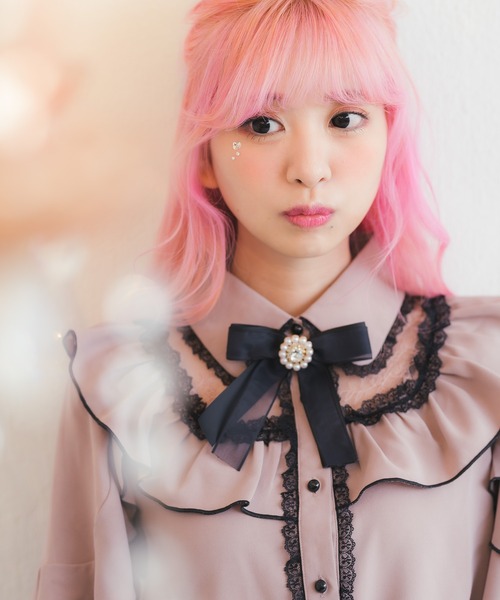 ROJITA（ロジータ）の「スクエアラッフル切替ブラウス（シャツ/ブラウス・レディース・ピンク/ブラック/ベージュ・FREE）」の17枚目の写真