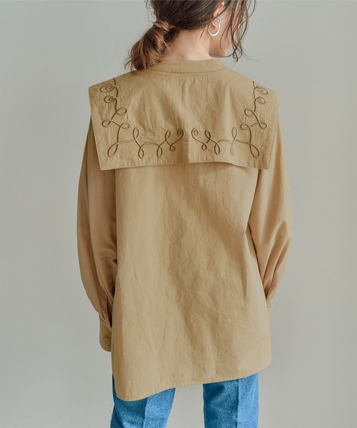 titivate（ティティベイト）の「刺繍つけ襟付ﾌﾞﾗｳｽ（シャツ/ブラウス・レディース・ネイビー/オフホワイト/ベージュ・L/S/M）」の21枚目の写真