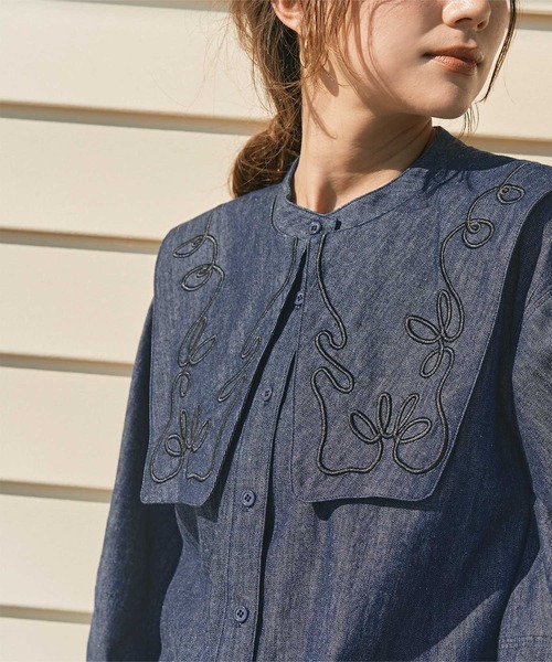 titivate（ティティベイト）の「刺繍つけ襟付ﾌﾞﾗｳｽ（シャツ/ブラウス・レディース・ネイビー/オフホワイト/ベージュ・L/S/M）」の11枚目の写真