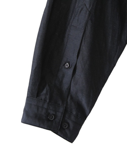 marka（マーカ）の「marka / マーカ：BAND COLLAR SHIRT P.O - CUPRO LINEN COTTON CLOTH -：M22A-17SH02C[COR]（シャツ/ブラウス・メンズ・チャコールグレー/オリーブ・1/2/3）」の7枚目の写真