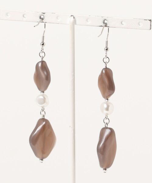 tone(トーン)の「【-lensa-】ドイツ製アクリルの大人カラーピアス(MA)(ピアス(両耳用)・レディース・ブラウン系その他・FREE)」の6枚目の写真