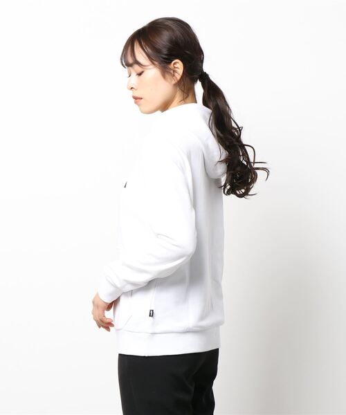 PUMA(プーマ)の「PUMA プーマ ウィメンズ ESS プーマ フーディー TR(パーカー・レディース・ホワイト/ライトグレー/ブラック・SMALL/MEDIUM/LARGE/X-SMALL)」の5枚目の写真