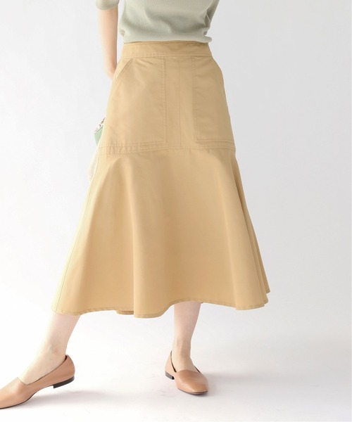 IENA（イエナ）の「T/Cグログランデザイントラペーズスカート（スカート・レディース・ベージュ/ネイビー/ブルー系その他・40/38/36/34）」の9枚目の写真