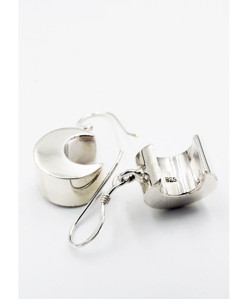 TONE SELECT GOODS(トーンセレクトグッズ)の「【925 SILVER ACC】【STERLING SILVER】スターリングシルバーピアスSV925(OG)(ピアス(両耳用)・レディース・その他1/その他4/その他8/その他2・FREE)」の2枚目の写真