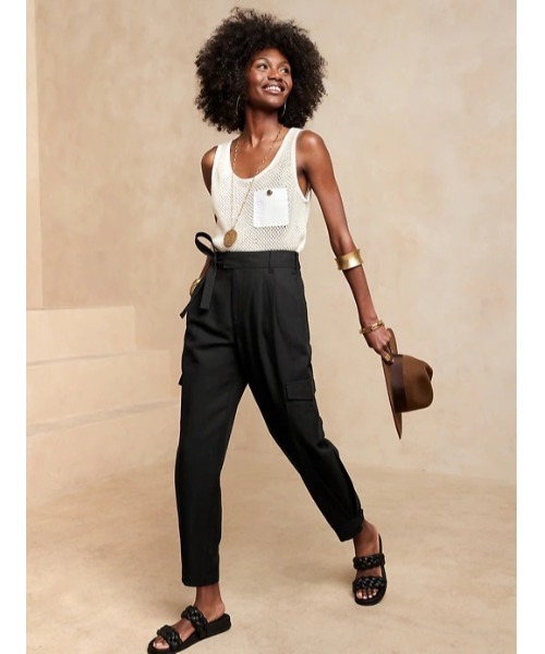 Banana Republic(バナナリパブリック)の「テンセル(TM) リネン カーゴパンツ(カーゴパンツ・レディース・ブラック/ベージュ・0/4/2/6/00)」の2枚目の写真