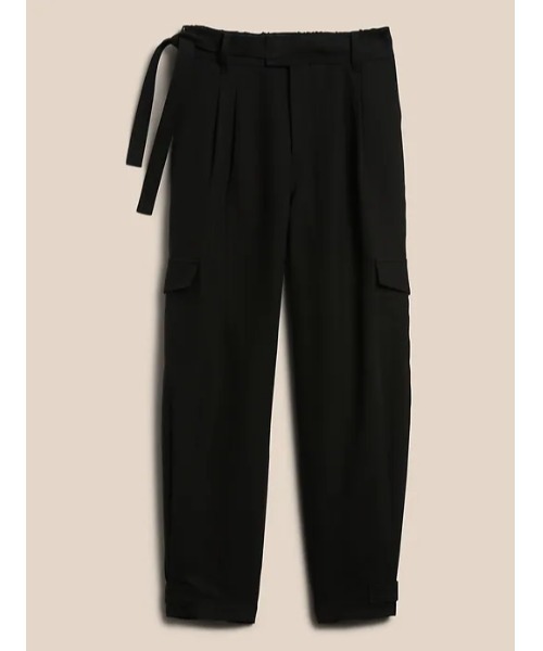 Banana Republic(バナナリパブリック)の「テンセル(TM) リネン カーゴパンツ(カーゴパンツ・レディース・ブラック/ベージュ・0/4/2/6/00)」の12枚目の写真