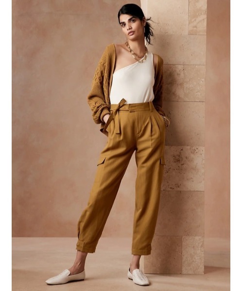 Banana Republic(バナナリパブリック)の「テンセル(TM) リネン カーゴパンツ(カーゴパンツ・レディース・ブラック/ベージュ・0/4/2/6/00)」の3枚目の写真