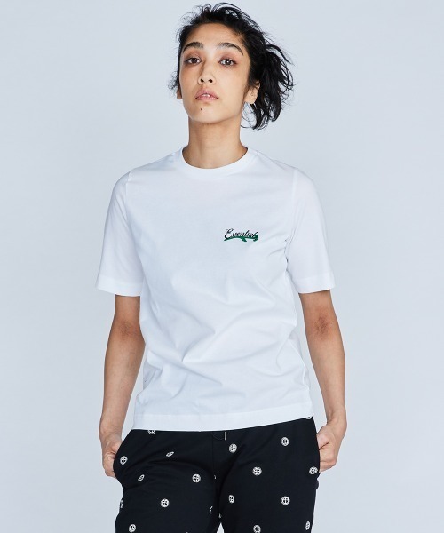 ESSENTIAL(エッセンシャル)の「ワンポイントロゴTシャツ(Tシャツ/カットソー・レディース・オフホワイト/ネイビー/ピンク/サックスブルー・FREE)」の3枚目の写真