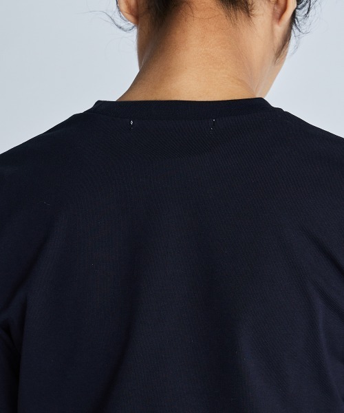 ESSENTIAL(エッセンシャル)の「ワンポイントロゴTシャツ(Tシャツ/カットソー・レディース・オフホワイト/ネイビー/ピンク/サックスブルー・FREE)」の11枚目の写真