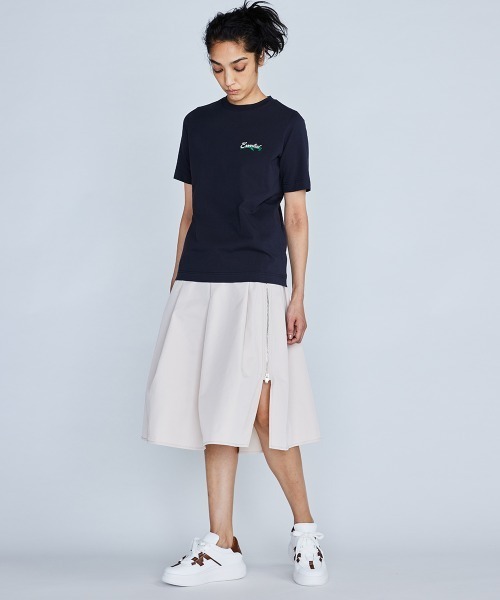 ESSENTIAL(エッセンシャル)の「ワンポイントロゴTシャツ(Tシャツ/カットソー・レディース・オフホワイト/ネイビー/ピンク/サックスブルー・FREE)」の17枚目の写真