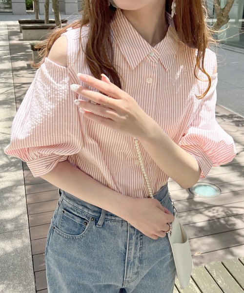 apres jour(アプレジュール)の「2WAYショルダーシャツブラウス【ZOZOTOWN限定アイテム】(シャツ/ブラウス・レディース・ネイビー/オフホワイト/サックスブルー/ピンク/ピンク系その他・X-LARGE/フリー)」の5枚目の写真