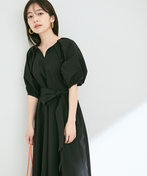 VIS（ビス）の「【EASY CARE】袖タックボリュームスリーブワンピース（ワンピース・レディース・ブラック/ベージュ/イエロー・S/M）」の2枚目の写真