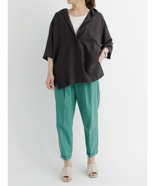 Samansa Mos2 blue(サマンサモスモスブルー)の「開襟ビッグシャツ(シャツ/ブラウス・レディース・カーキ/チャコール/ライトベージュ・フリ-)」の9枚目の写真