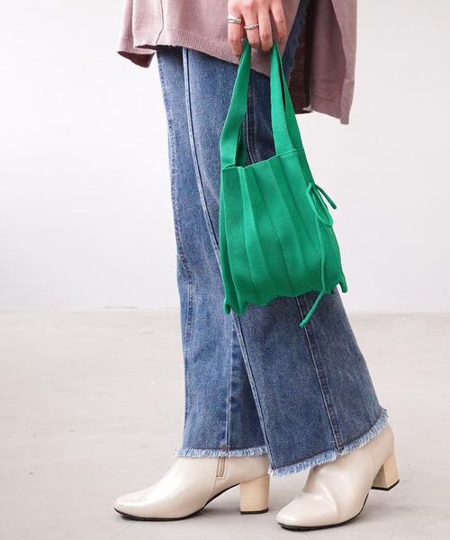 IAMUSE（アイアミューズ）の「ニットプリーツハンドバッグ S0736【IAMUSE】（ハンドバッグ・レディース・レッド/アイボリー/ブルー/オレンジ/グリーン/ライラック/パープル・FREE）」の21枚目の写真