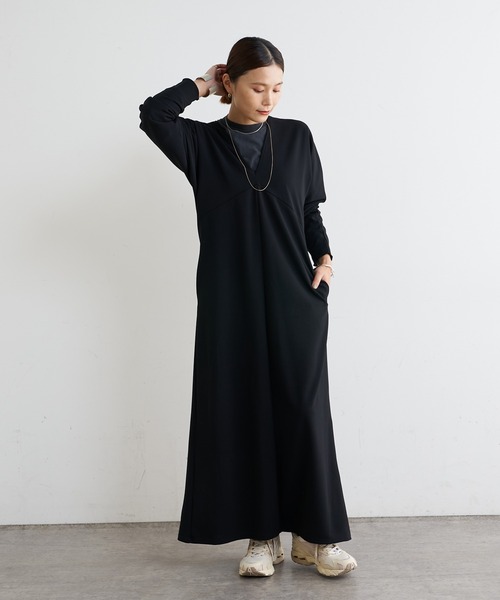 Omekashi（オメカシ）の「Onf(オンフ)  カットジョーゼットVドレス（ワンピース・レディース・ブラック/ベージュ・38/36）」の20枚目の写真