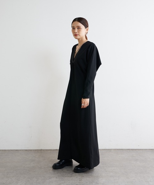 Omekashi（オメカシ）の「Onf(オンフ)  カットジョーゼットVドレス（ワンピース・レディース・ブラック/ベージュ・38/36）」の12枚目の写真