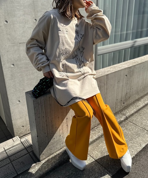 mi via loca(ミヴィアロカ)の「ストレッチフレアパンツ(その他パンツ・レディース・ブラック/ダークグリーン/マスタード/モカ/ライトグリーン/コーラル/ピンク/グリーン/ブラウン・FREE)」の7枚目の写真