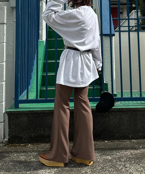 mi via loca(ミヴィアロカ)の「ストレッチフレアパンツ(その他パンツ・レディース・ブラック/ダークグリーン/マスタード/モカ/ライトグリーン/コーラル/ピンク/グリーン/ブラウン・FREE)」の14枚目の写真