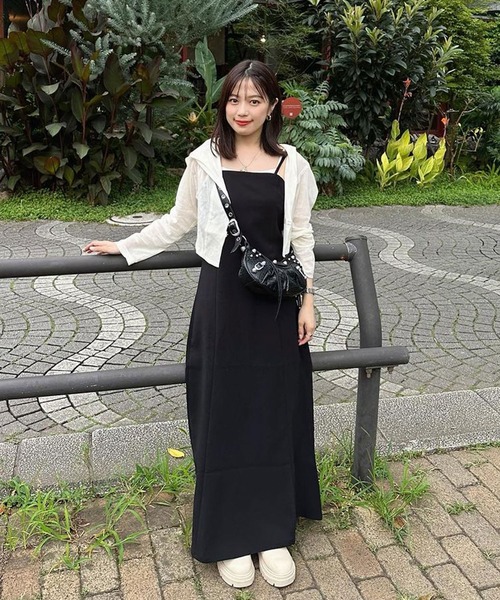 Riberry（リベリー）の「マーメイドキャミワンピース（ワンピース・レディース・ブラック/モカ/グレイッシュベージュ・FREE）」の12枚目の写真