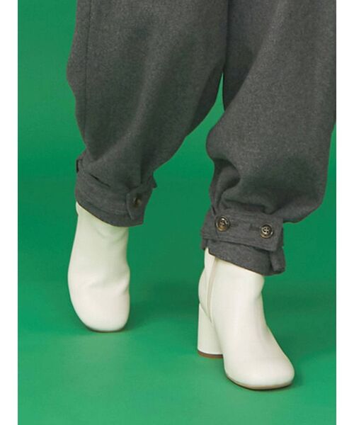 Ungrid（アングリッド）の「サークルヒールブーツ（ブーツ・レディース・ブラック/アイボリー・M/L/S）」の4枚目の写真