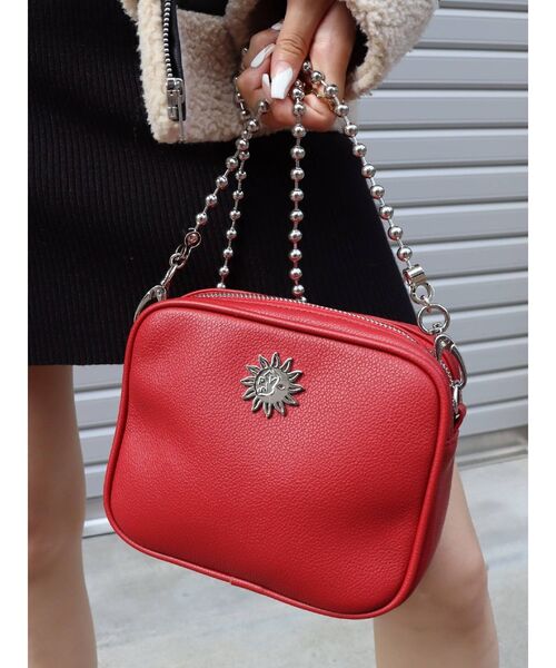 EVRIS（エヴリス）の「【WEB限定】 ボールチェーンミニショルダーバッグ（ショルダーバッグ・レディース・ホワイト/ブラック/レッド/グリーン・FREE）」の19枚目の写真