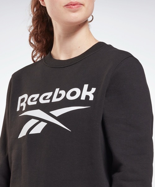 Reebok(リーボック)の「アイデンティティ ロゴ フリース クルー スウェットシャツ / Identity Logo Fleece Crew Sweatshirt(スウェット・レディース・ピンク/ホワイト/ブラック・MEDIUM/X-LARGE/LARGE/X-SMALL/SMALL)」の5枚目の写真