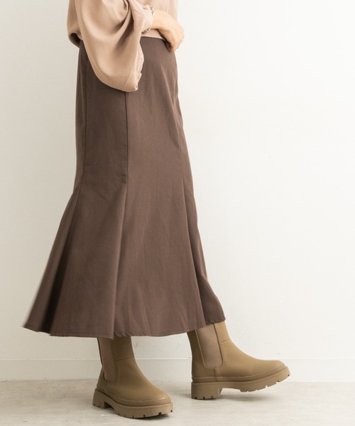 Fabby fabby（ファビィーファビィー）の「マットトラックソールサイドゴアショートブーツ（ブーツ・レディース・カーキ/ベージュ/ブラック・LARGE/MEDIUM/SMALL）」の17枚目の写真