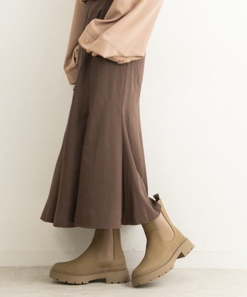 Fabby fabby（ファビィーファビィー）の「マットトラックソールサイドゴアショートブーツ（ブーツ・レディース・カーキ/ベージュ/ブラック・LARGE/MEDIUM/SMALL）」の18枚目の写真