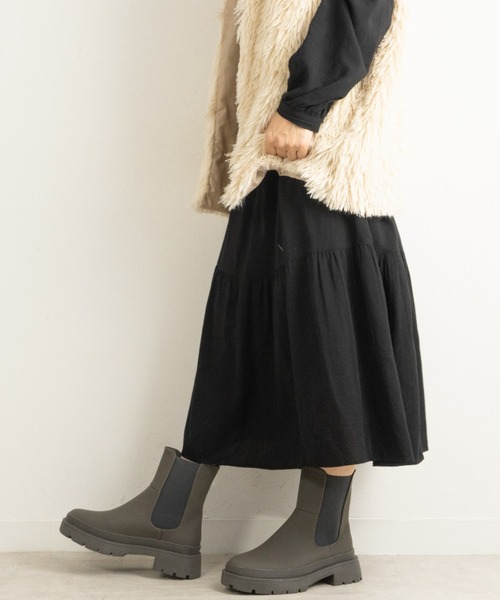 Fabby fabby（ファビィーファビィー）の「マットトラックソールサイドゴアショートブーツ（ブーツ・レディース・カーキ/ベージュ/ブラック・LARGE/MEDIUM/SMALL）」の22枚目の写真