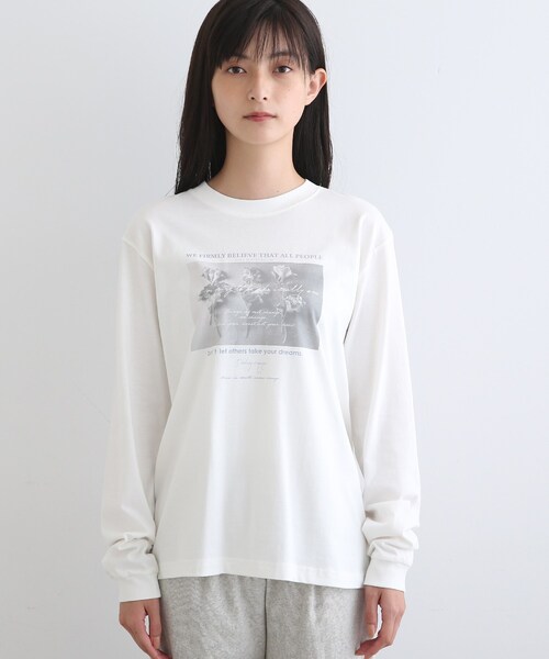 INDIVI(インディヴィ)の「【LIFE】オーガニック メッセージロゴロングTシャツ(Tシャツ/カットソー・レディース・ホワイト/ライトベージュ/ホワイト系・13/38)」の5枚目の写真