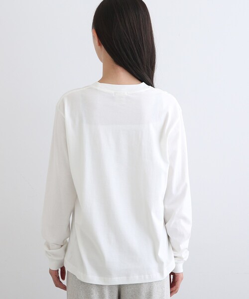 INDIVI(インディヴィ)の「【LIFE】オーガニック メッセージロゴロングTシャツ(Tシャツ/カットソー・レディース・ホワイト/ライトベージュ/ホワイト系・13/38)」の7枚目の写真