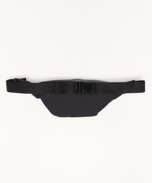 agnes b.（アニエスベー）の「ウエストポーチ (TAS08－03)（ボディバッグ/ウエストポーチ・レディース・ブラック・FREE）」の10枚目の写真