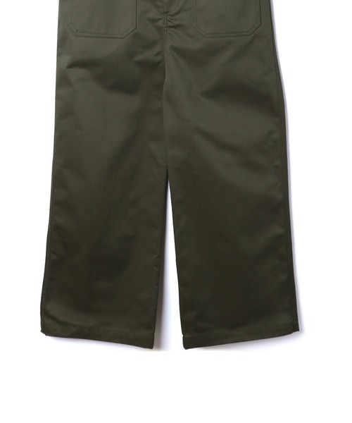 UNIVERSAL OVERALL（ユニバーサルオーバーオール）の「レディース オーバーオール【BASIC OVERALL】（サロペット/オーバーオール・レディース・ネイビー/ベージュ/モカ/ブラック/カーキ/グリーン/チャコールグレー/モスグリーン・F）」の14枚目の写真