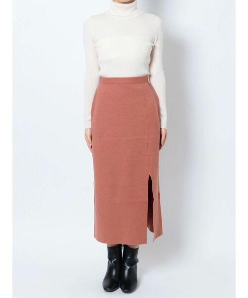 LAGUNAMOON（ラグナムーン）の「【WEB限定】スリットロングニットスカート（スカート・レディース・グリーン/ベージュ/ピンク/ブラウン・FREE）」の11枚目の写真