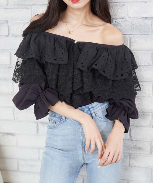 OLUPIC（オルピック）の「OLUPIC/【WEB限定】ダブルレースオフショルフリルブラウス（シャツ/ブラウス・レディース・ブラック/ホワイト/ベージュ・FREE）」の17枚目の写真