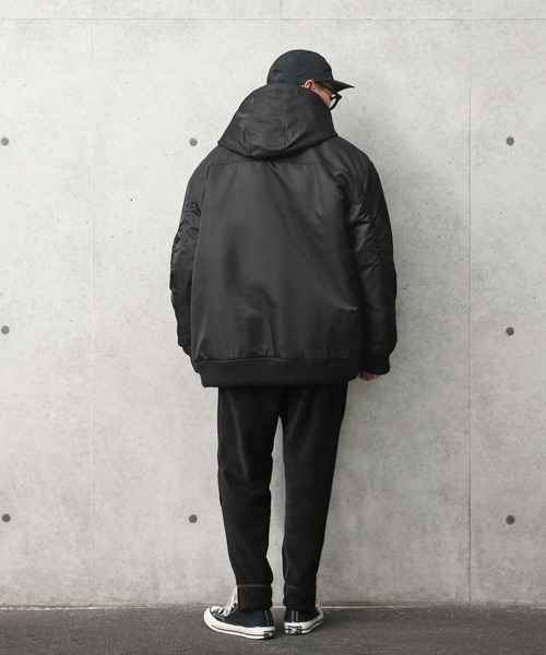 Alpha Industries（アルファインダストリーズ）の「ALPHA アルファ TA1571 BIGサイズ THERMOLITE フーデッドリブ ジャケット（ミリタリージャケット・メンズ・ブラック/グレー系その他・2L/5L/3L/4L）」の18枚目の写真