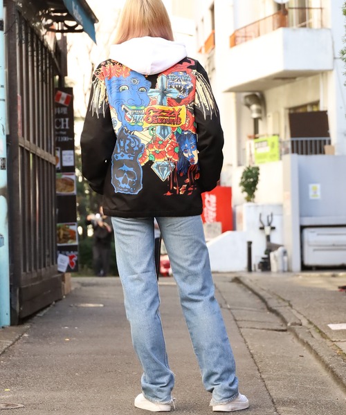 Diamond SUPPLY CO.(ダイアモンドサプライ)の「Diamond Supply Co./ダイアモンドサプライ TATTOO TOUR JACKET ツアージャケット スイングトップ ジップブルゾン オーバーサイズ(ブルゾン・メンズ・ブラック・M/L/XL)」の4枚目の写真