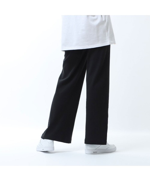 Reebok(リーボック)の「ヨガ リブパンツ / YOGA RIB PANT(その他パンツ・レディース・ブラック・LARGE/MEDIUM/SMALL/X-LARGE/X-SMALL)」の5枚目の写真