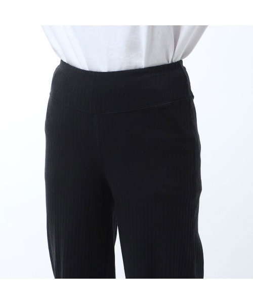 Reebok(リーボック)の「ヨガ リブパンツ / YOGA RIB PANT(その他パンツ・レディース・ブラック・LARGE/MEDIUM/SMALL/X-LARGE/X-SMALL)」の7枚目の写真