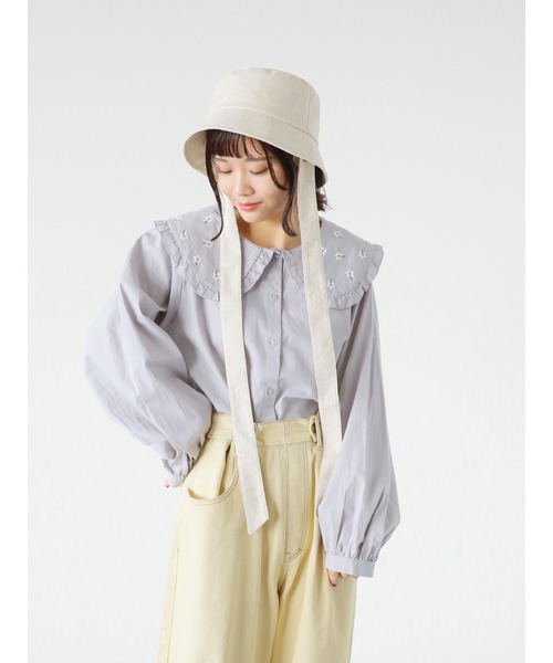 ehka sopo（エヘカソポ）の「丸襟刺繍ブラウス（シャツ/ブラウス・レディース・グレー/オフホワイト/キナリ・ﾌﾘ-）」の3枚目の写真