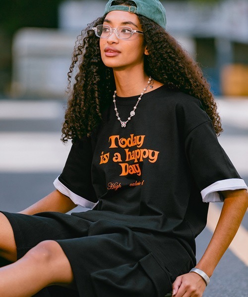 Ressaca(レサーカ)の「オーバーサイズ グラフィックプリント半袖クルーネックTシャツ(Tシャツ/カットソー・メンズ・ホワイト系その他/ホワイト×イエロー/ホワイト/ブラック×イエロー/ホワイト×レッド/ホワイト×グリーン/ホワイト×ブルー/ブラック×レッド/ブラック×グリーン/ブラック/ブラック系その他2/ブラック系その他/ブラック×ブルー/ホワイト系その他2/ホワイト×ブラック/ブラック×ホワイト・L/XL/M)」の11枚目の写真