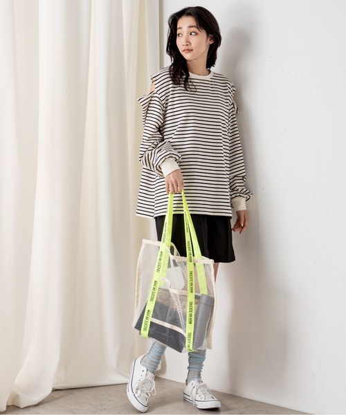 MILLION CARATS（ミリオンカラッツ）の「【GIFT】-TRICOTE- メッシュバッグ L（トートバッグ・レディース・オフホワイト/グレー・FREE）」の4枚目の写真