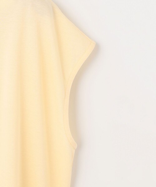 組曲 L(クミキョク オオキイサイズ)の「【洗える】シルケットポンチ ラウンドネックカットソー(Tシャツ/カットソー・レディース・ネイビー系/スモーキーグリーン系/イエロー系/アイボリー系・6/7/5)」の21枚目の写真